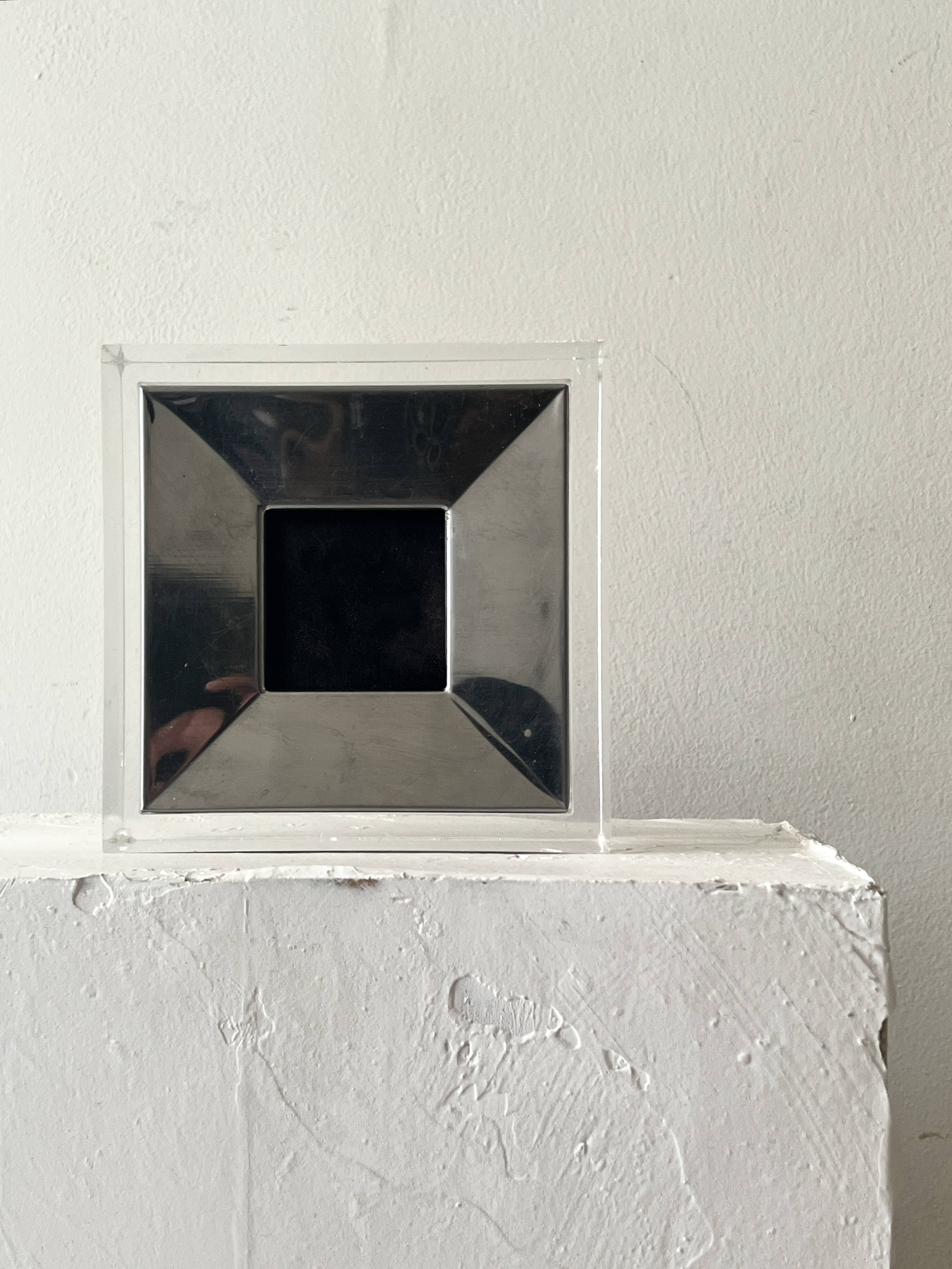 Cendrier design en Plexiglass et métal chromé, Guzzini 1970