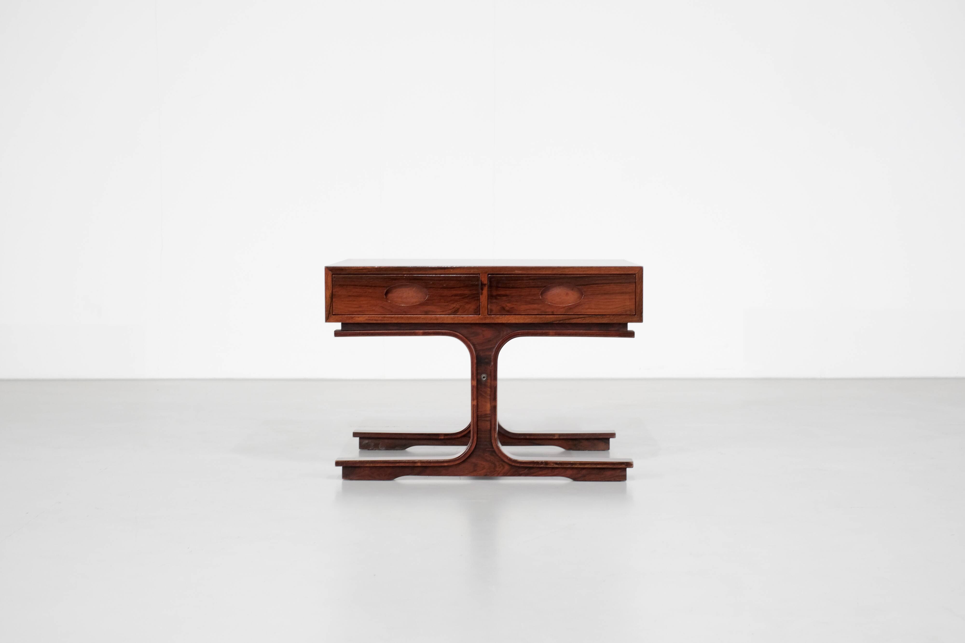 Table basse " 554 " par Gianfranco Frattini pour Bernini, Italie 1950