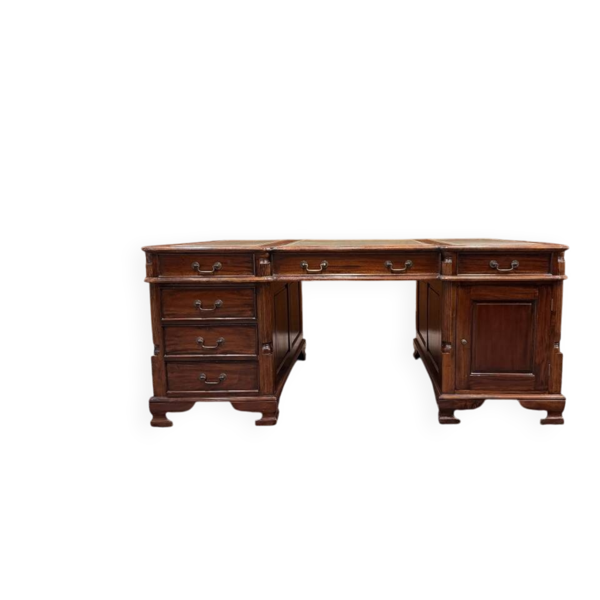 English Classic Chesterfield Partnerdesk Desk
