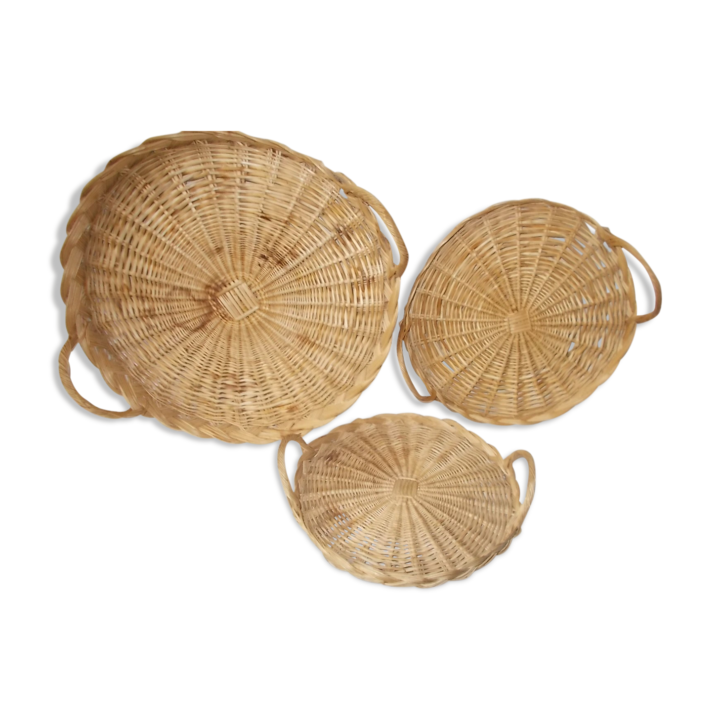Set of 3 wicker dishes with handles