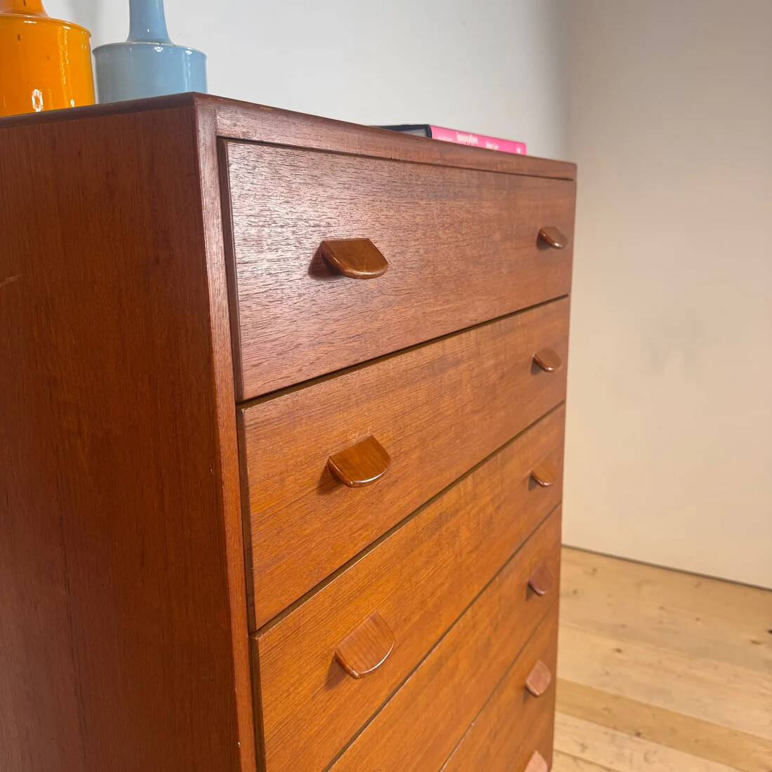 Commode en teck FDB Møbler, années 1960