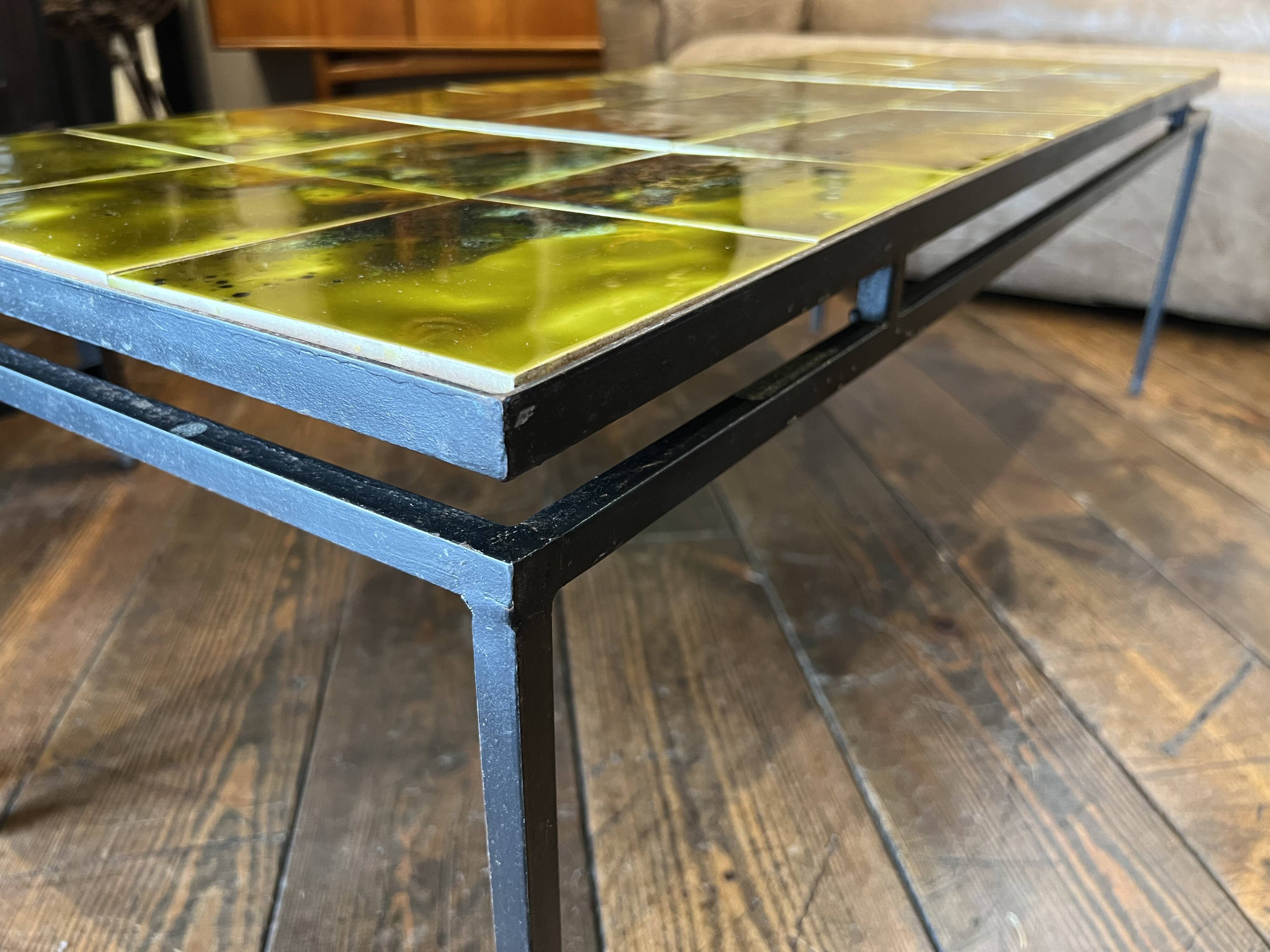 Vintage coffee table j. belarti