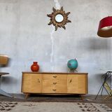 Vintage TV unit with tapered legs in Scandinavian style.