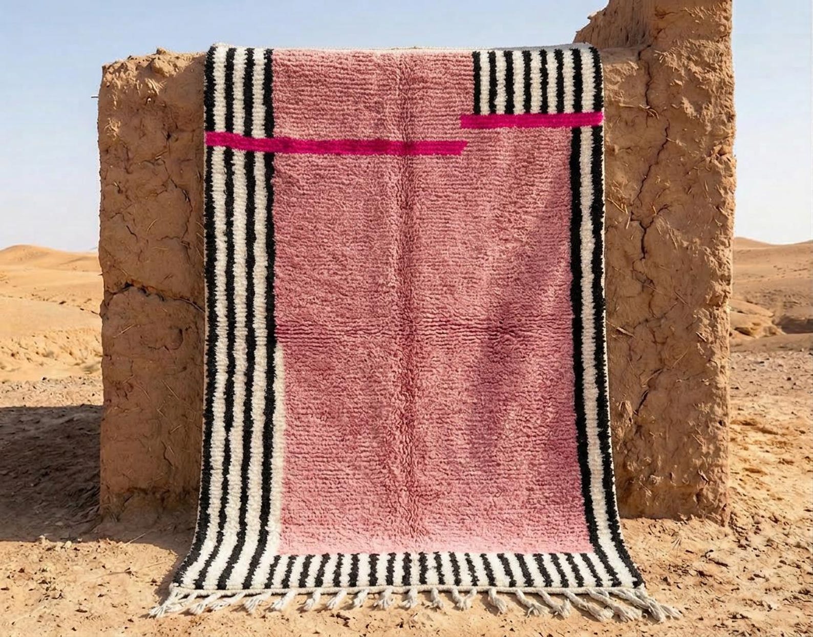 Magnificent handmade pink Berber rug 150/250cm