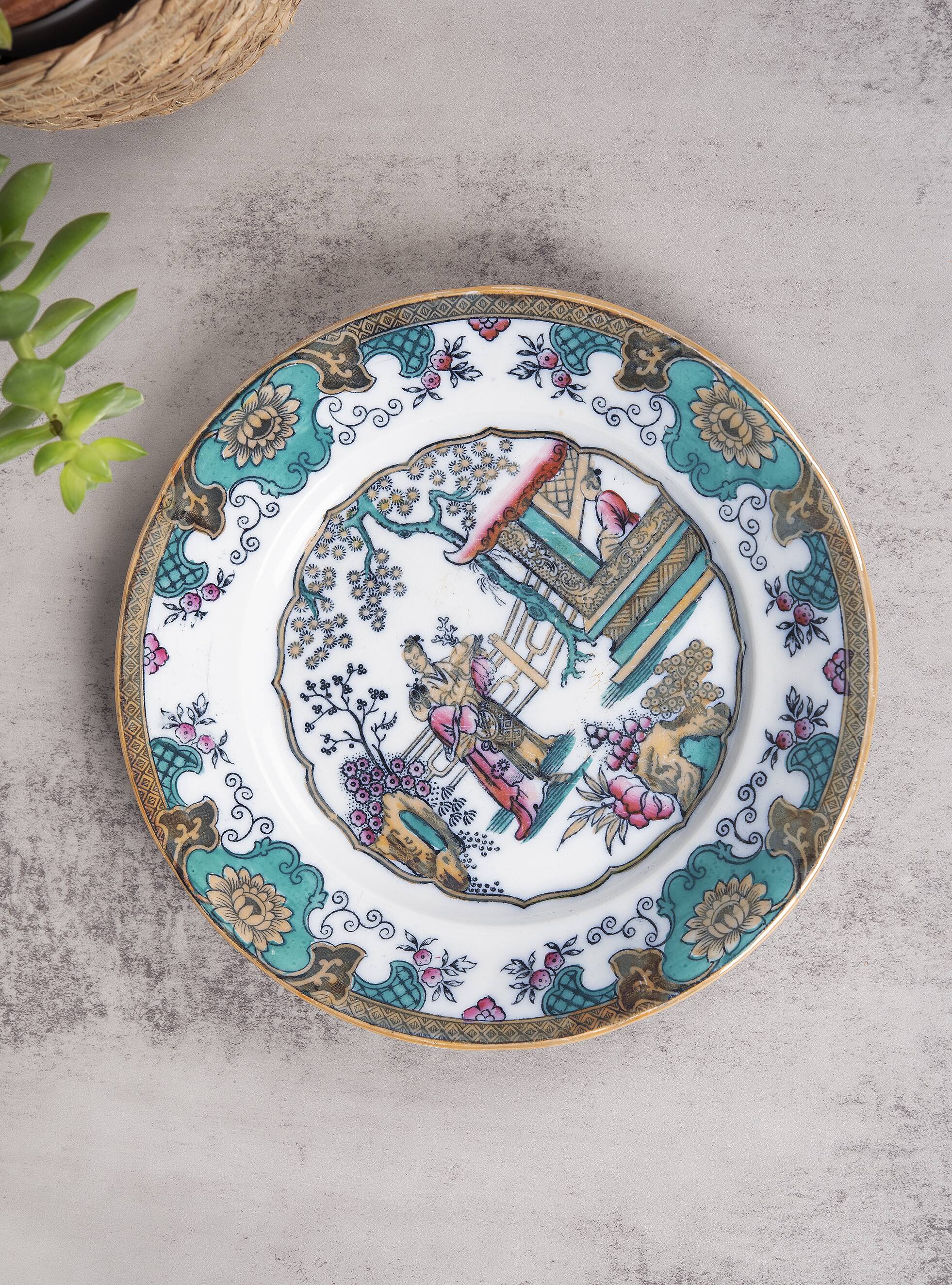 12 plates with large dish, Boch Frères Canton