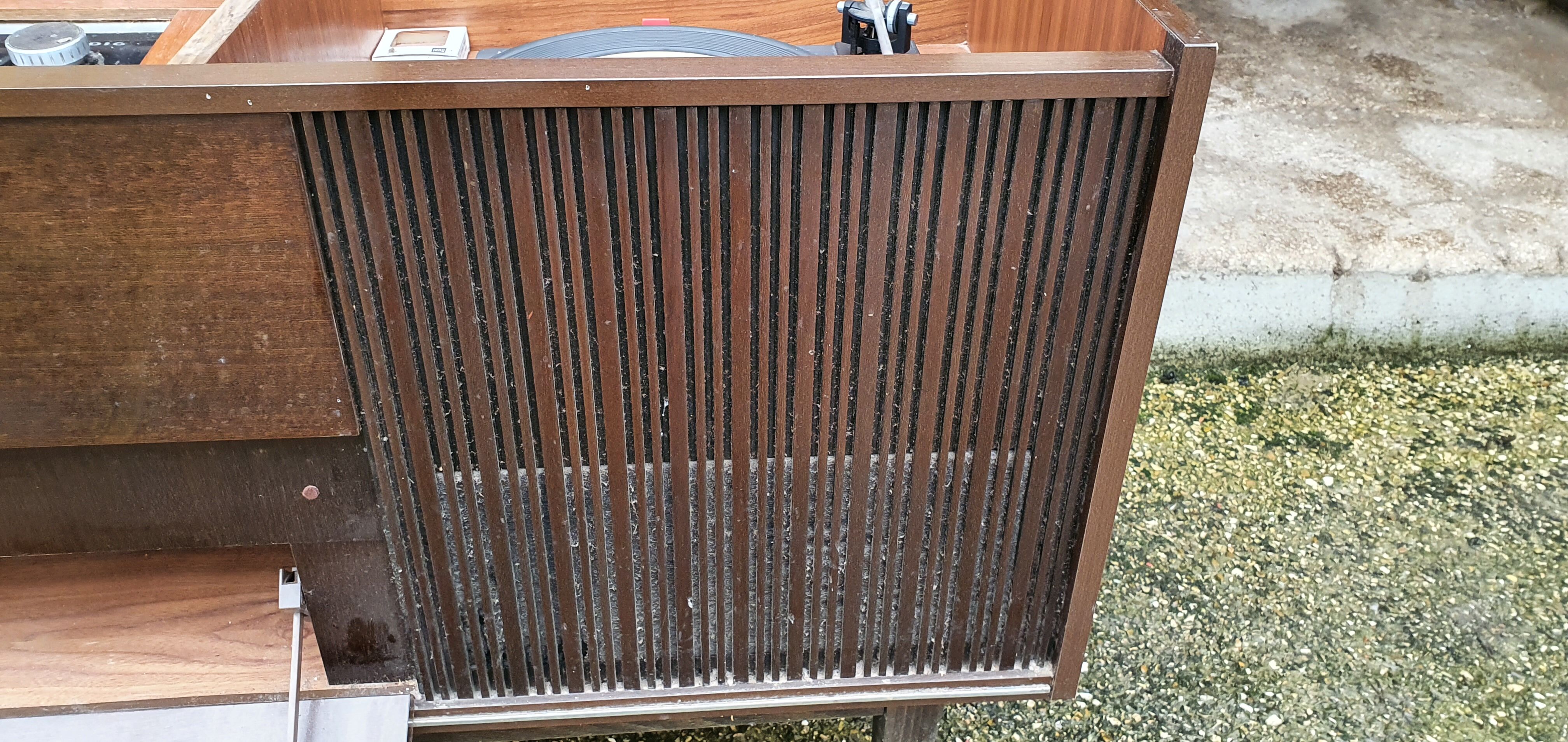 Hi-fi vintage grundig record player furniture