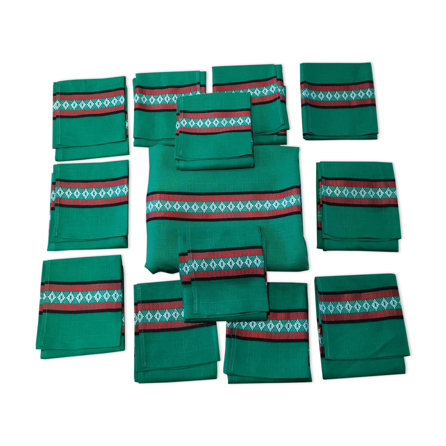 Basque green tablecloth and its 12 napkins