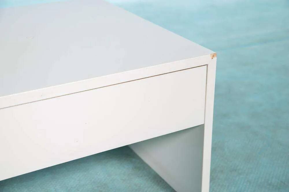 Minimalist television/audio furniture Pastoe q-bus, 1970s design.