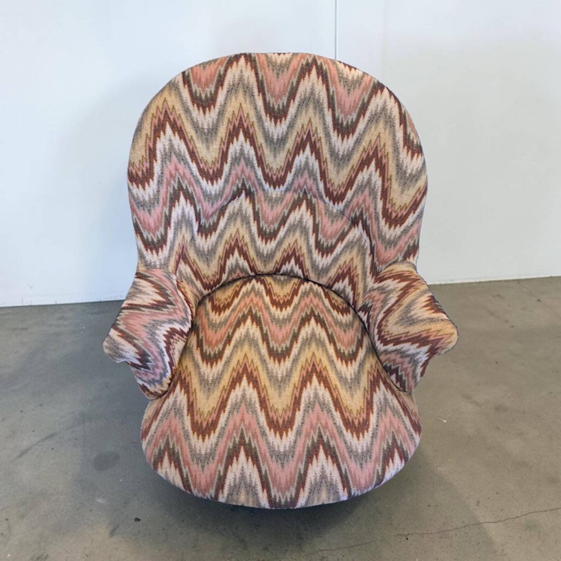 Fauteuil crapaud retapissé
