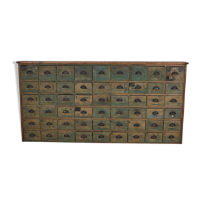 Meuble de quincaillerie