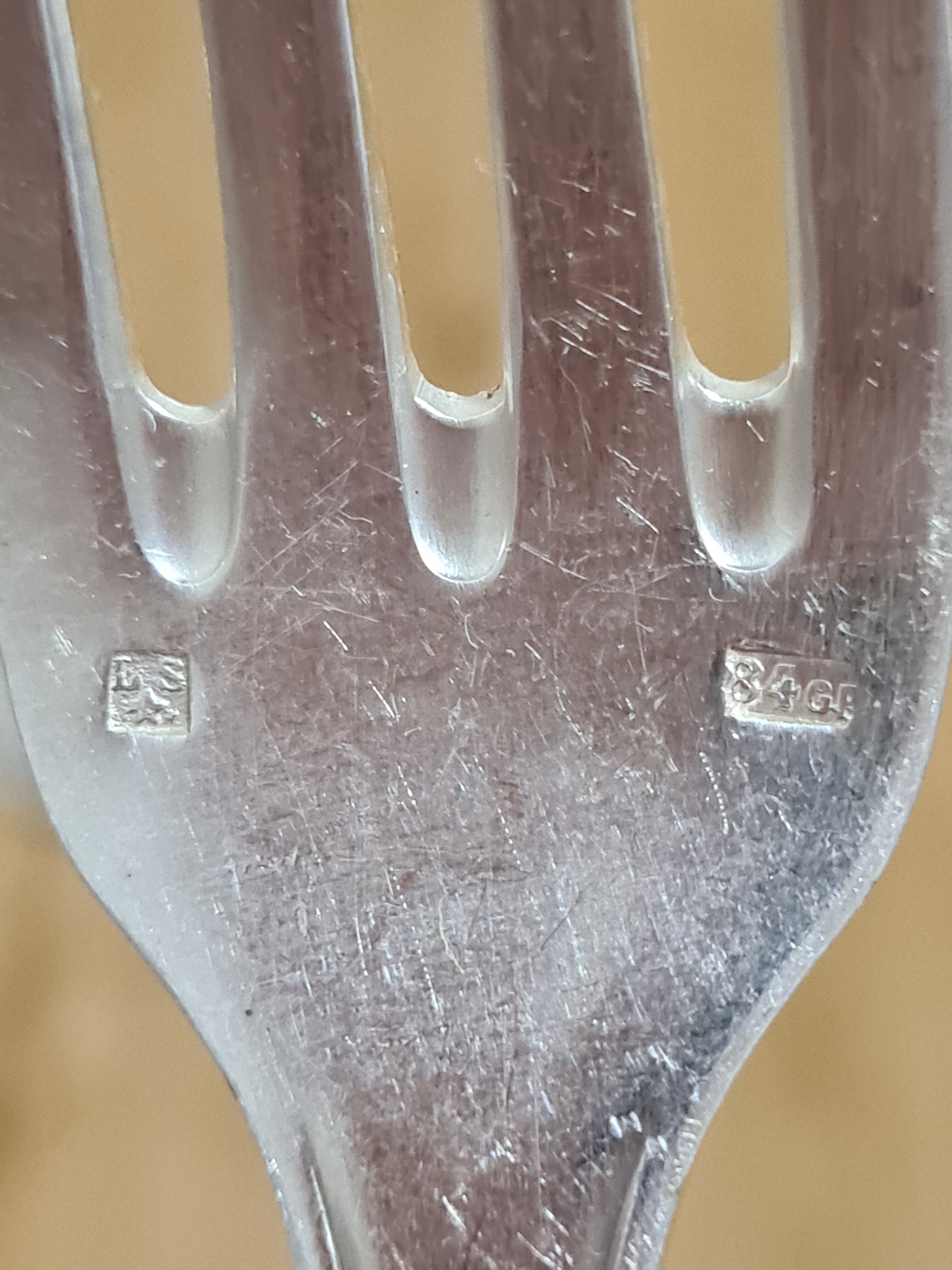 Housewife Gabriel Gay