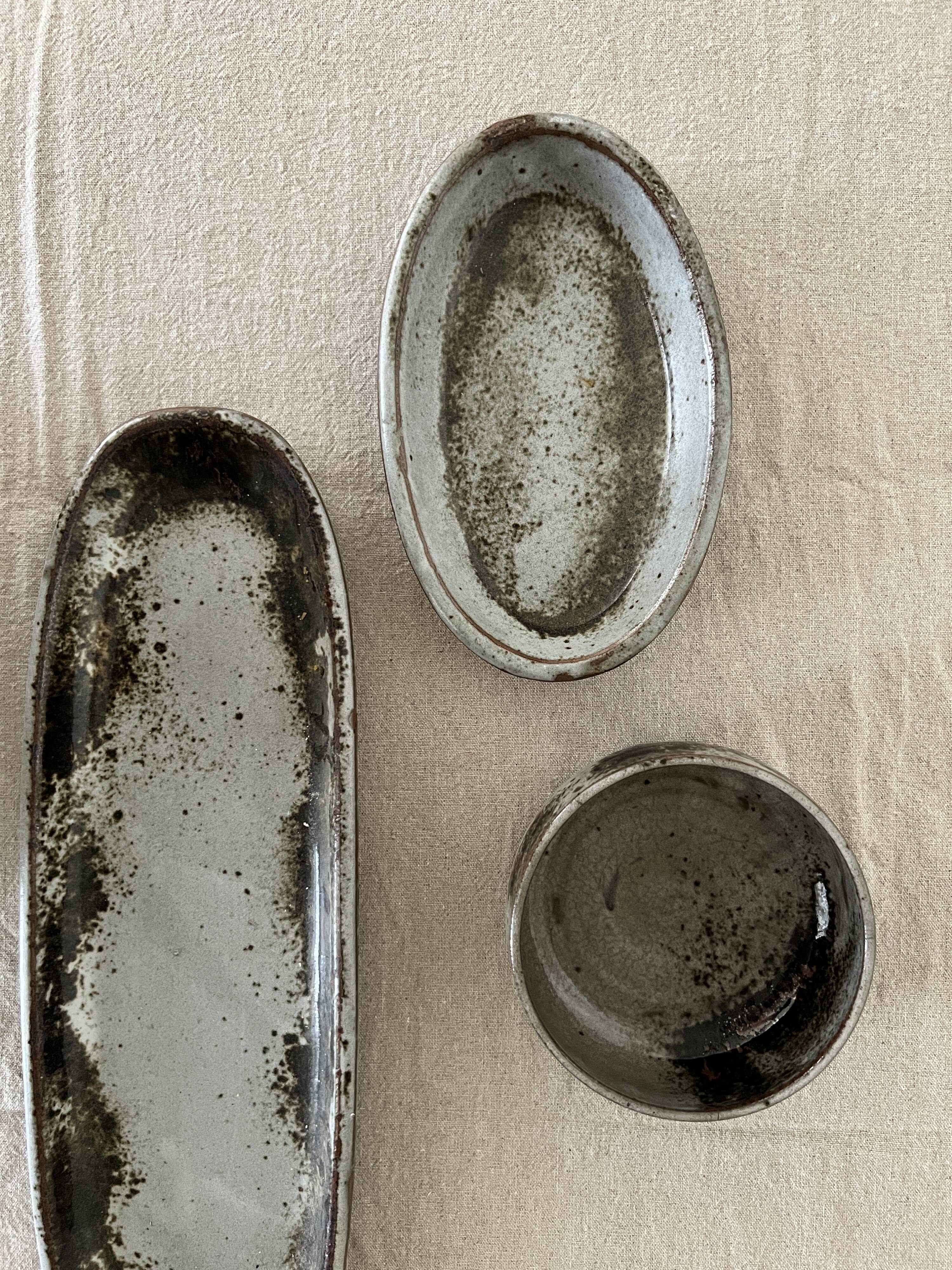 Oval bowl in glazed ceramic stoneware with sanded loir, C&T Robert 1970