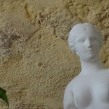 Statuette