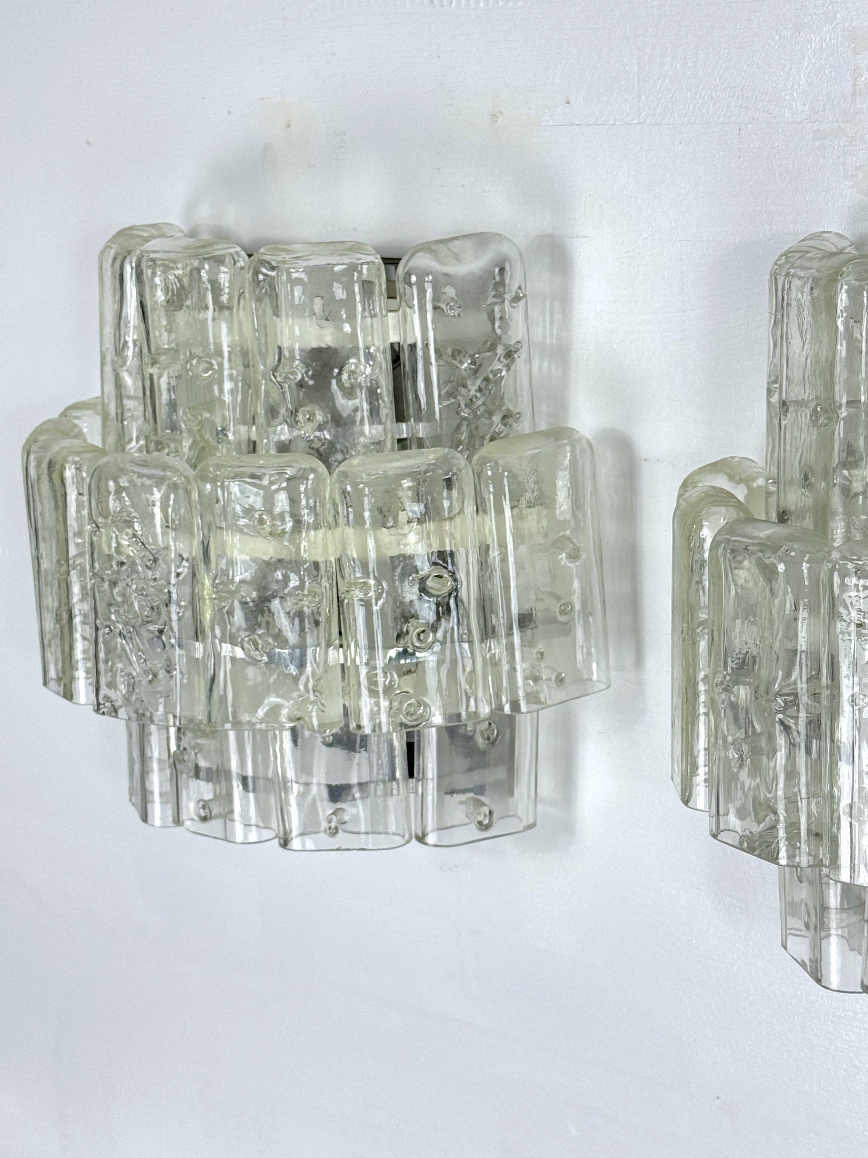 Vistosi manner, set of four large clear murano glass elements sconces. Italy 1970s