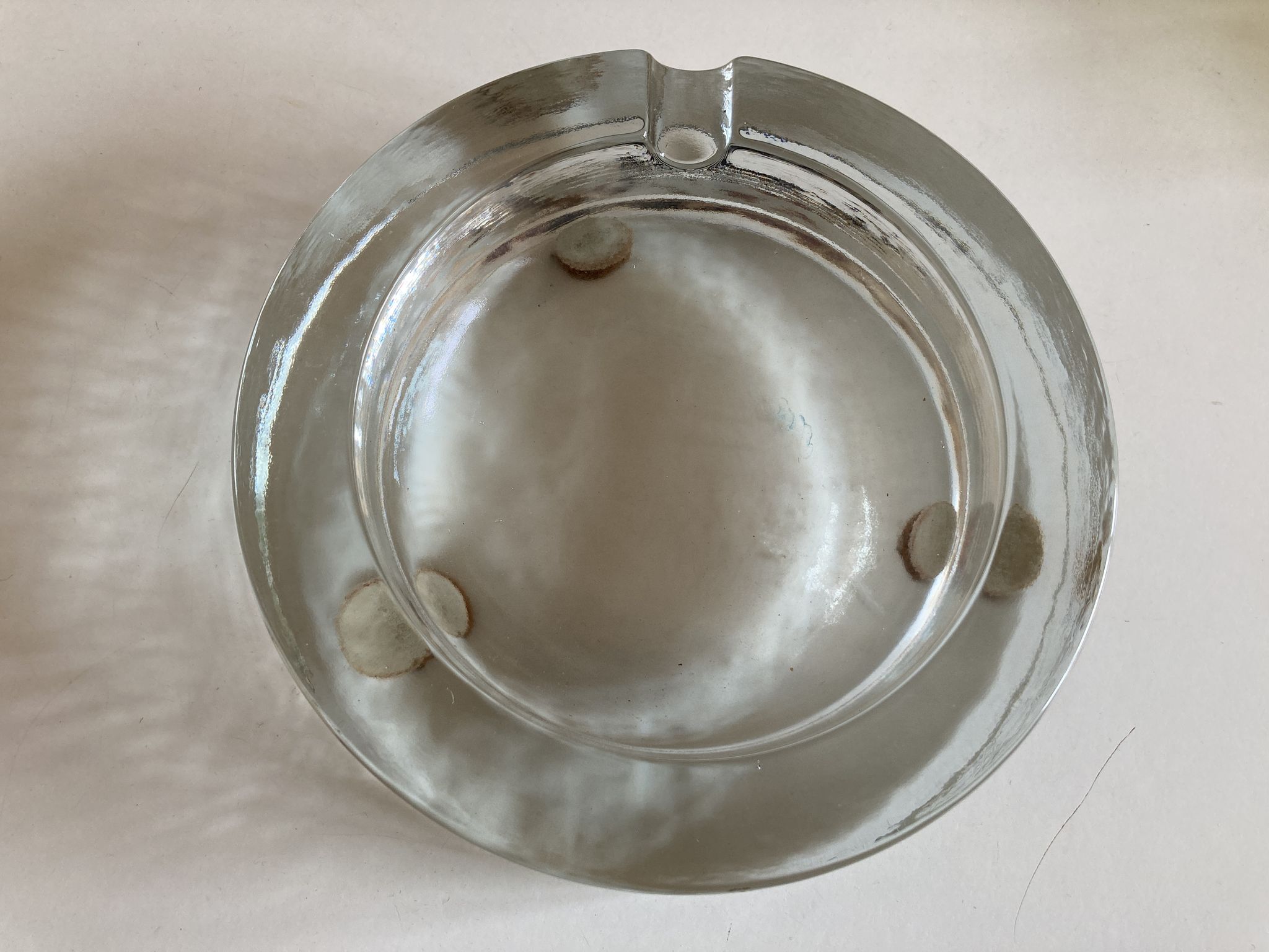 Cendrier massif en verre, 1960