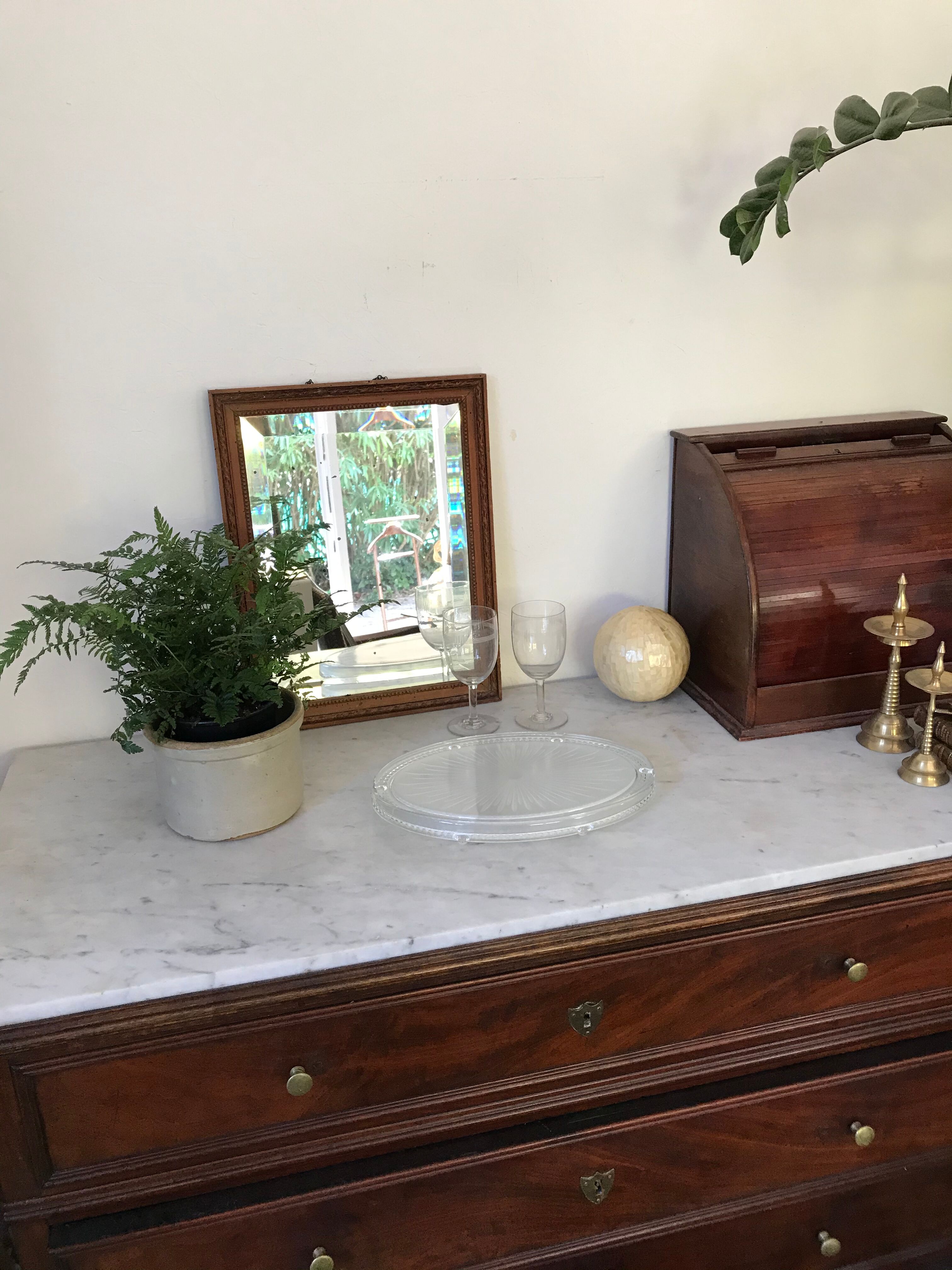 Verlys Art Deco table mat