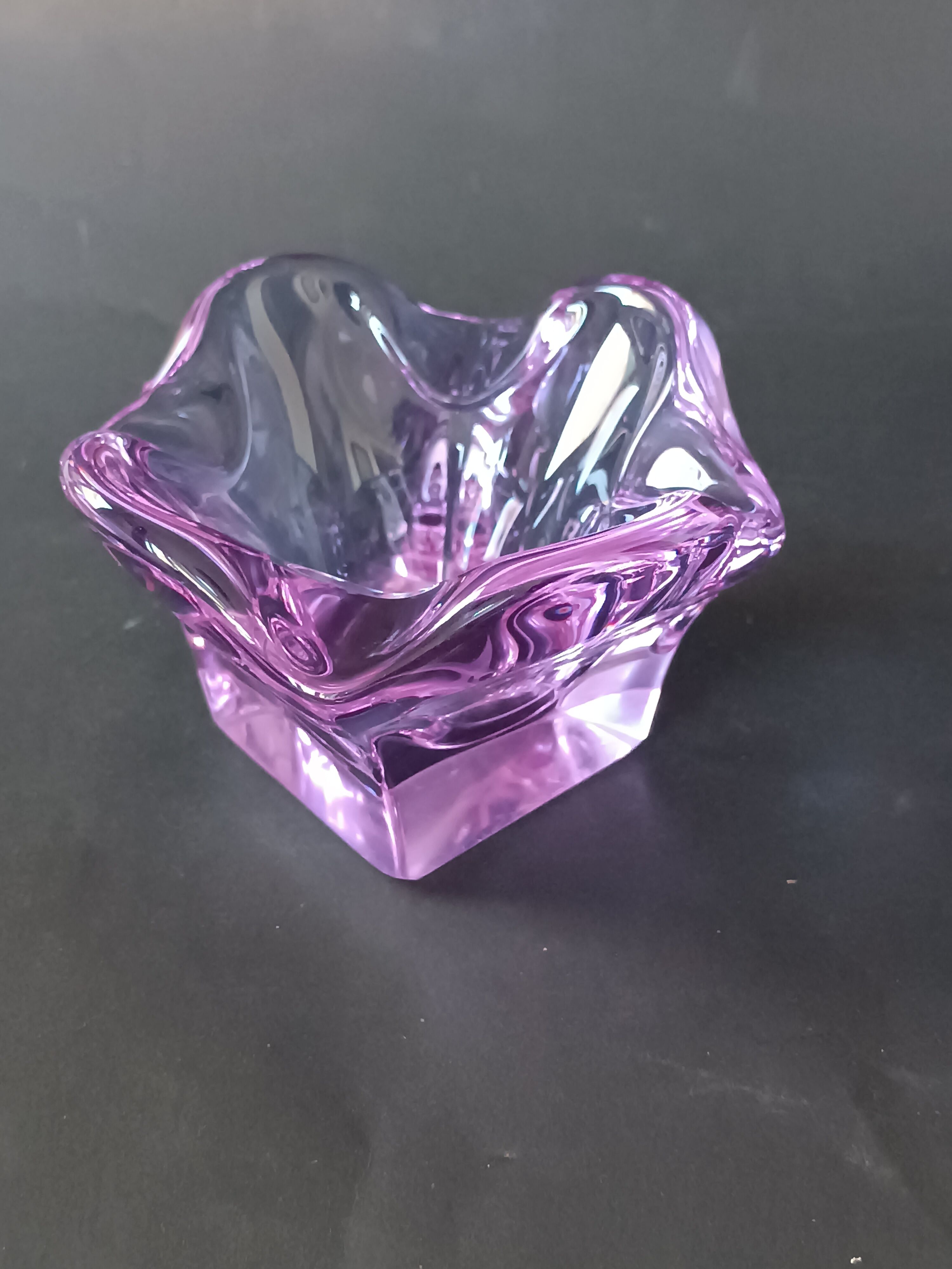 Cendrier en verre de Murano violet 1970