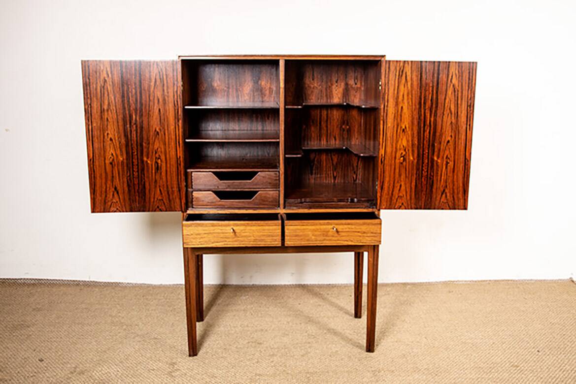 High cabinet, Bar, Danish in rosewood model 6201 by Hans Olsen 1960.