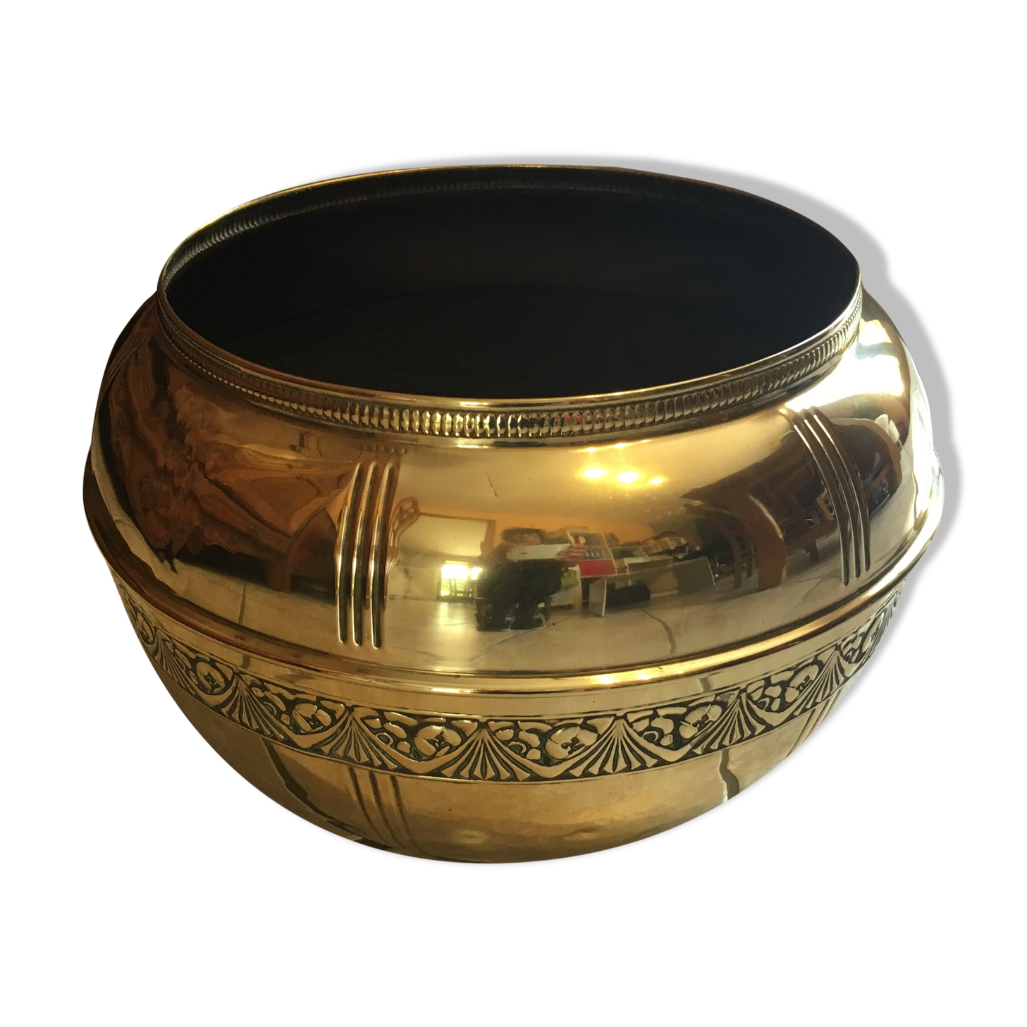 Brass pot cover