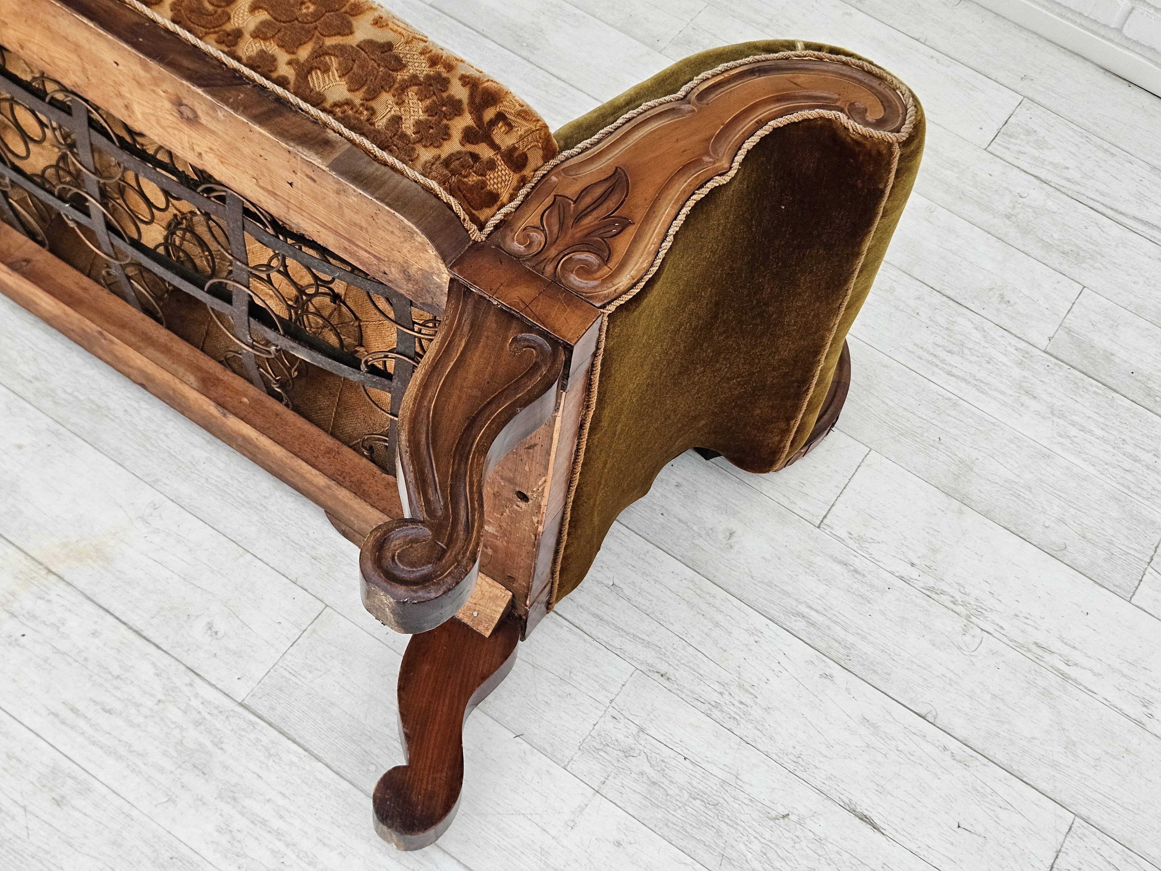 Années 1930, canapé danois 2 places, bois de frêne, état d'origine.