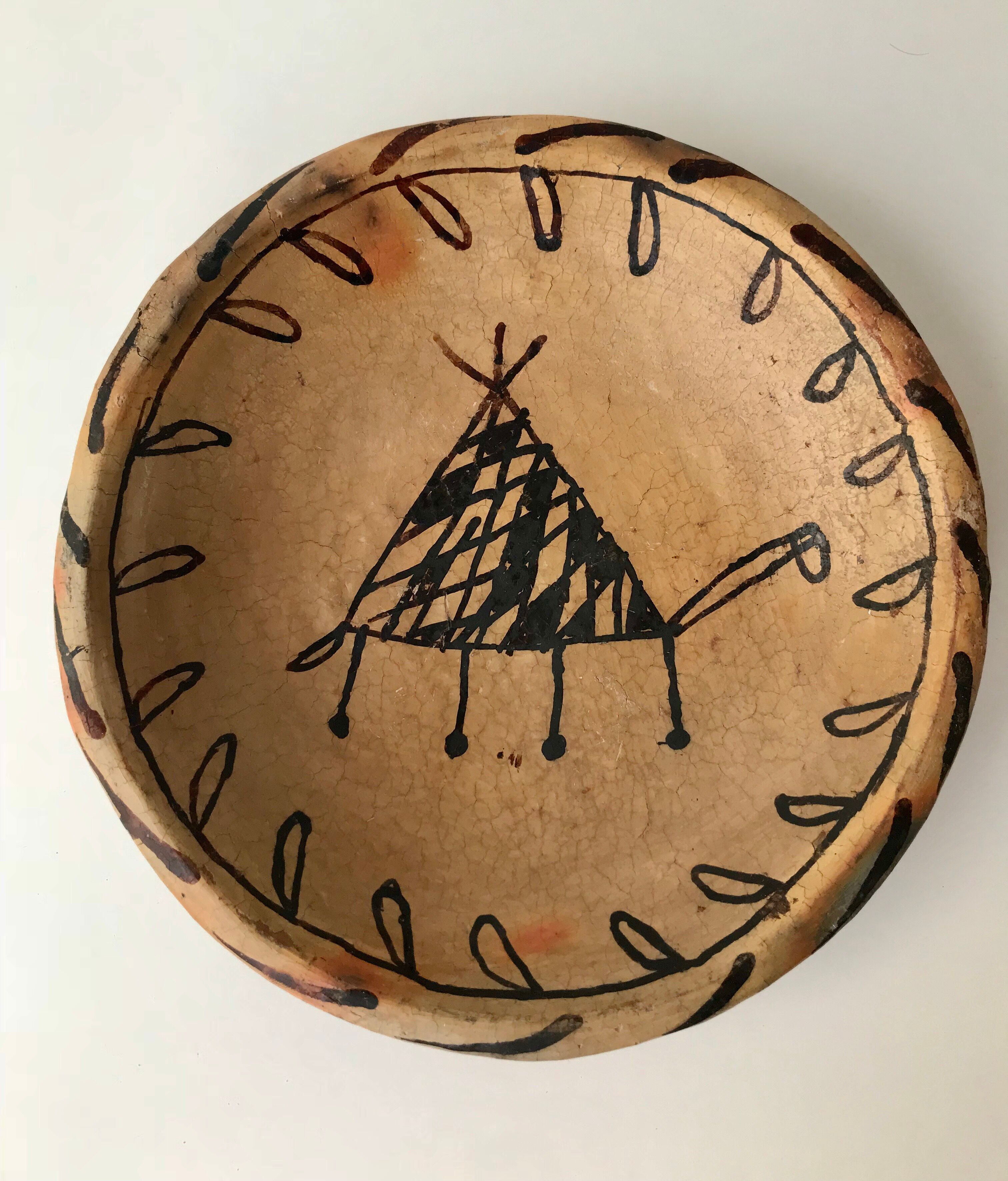 Ancient dish in Kabyle pottery