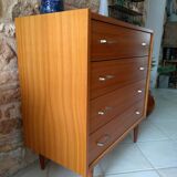 Vintage chest of drawers