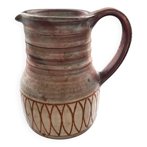 pichet en grès signé