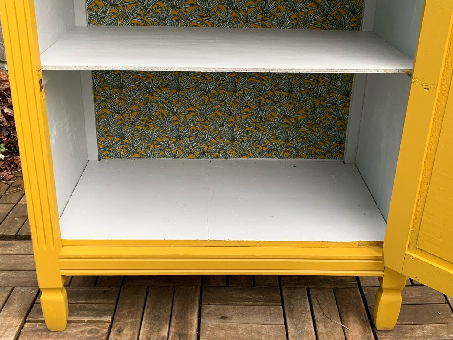 Parisian art deco buffet in yellow ochre