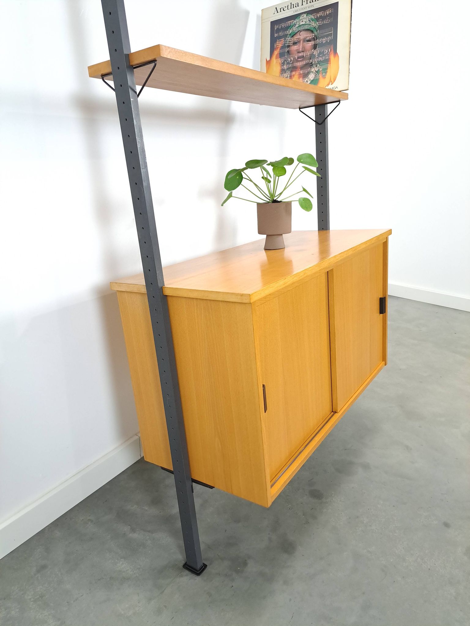 Design Olof Pira Sweden LP modulair wandsysteem