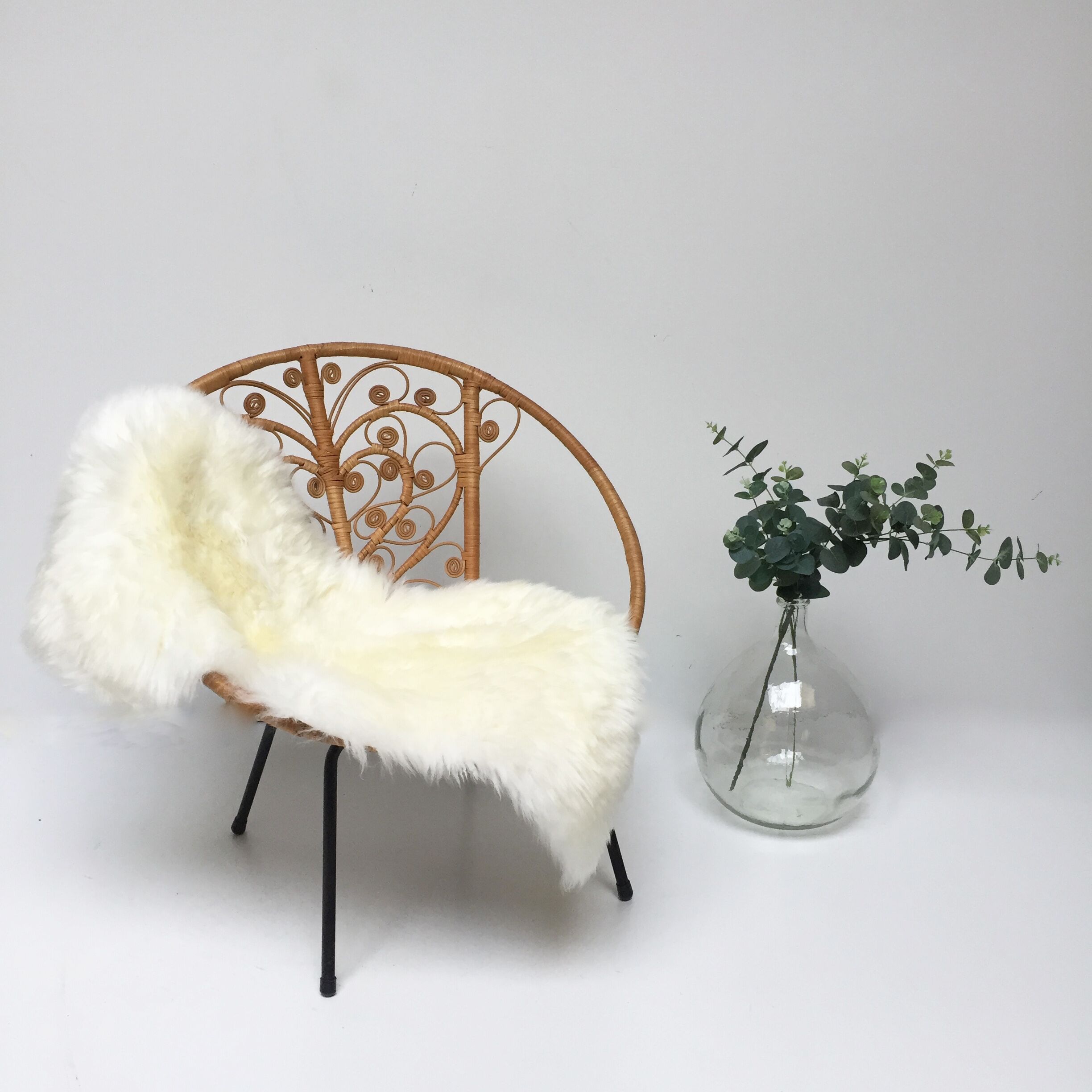 Vintage Bohemia volutes rattan chair