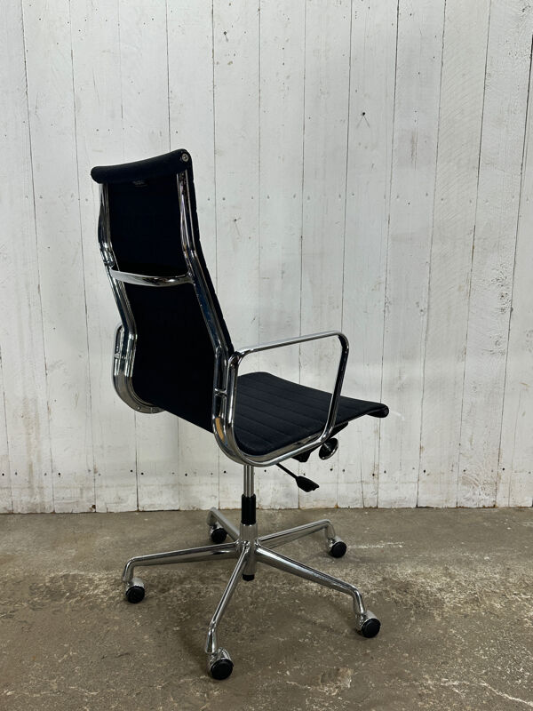 Chaise de bureau Eames Vitra EA 119