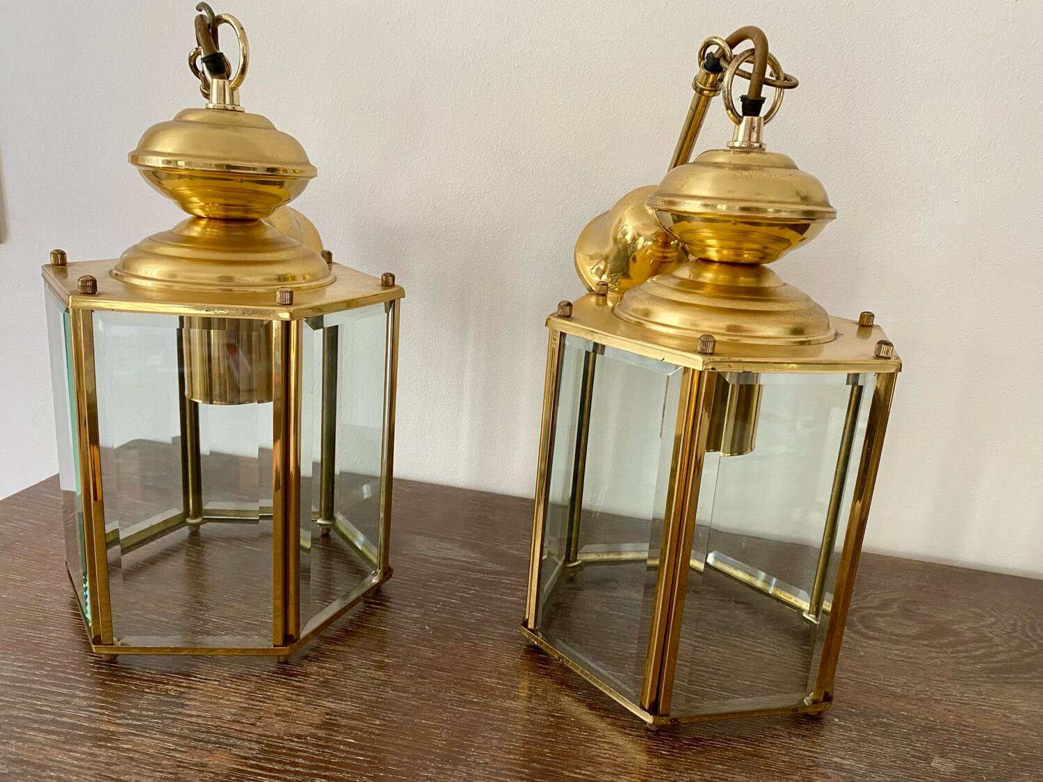 Brass suspension pair