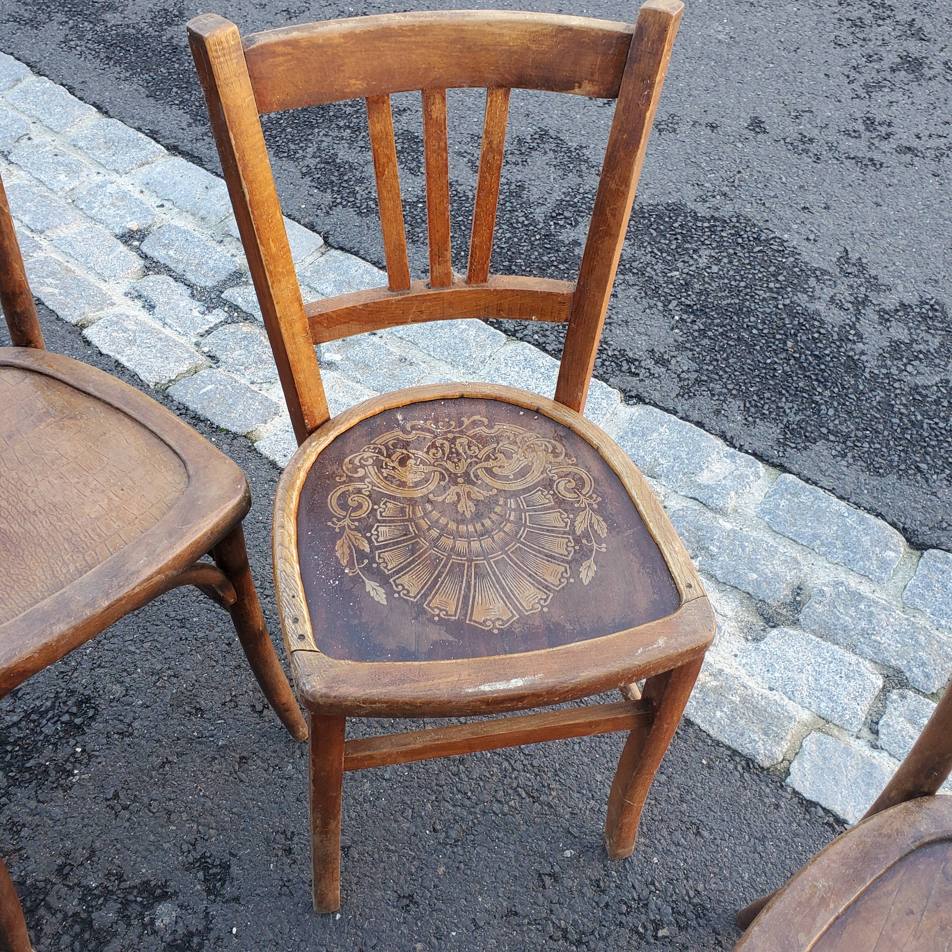 Lot de 6 chaises bistrot  depareille