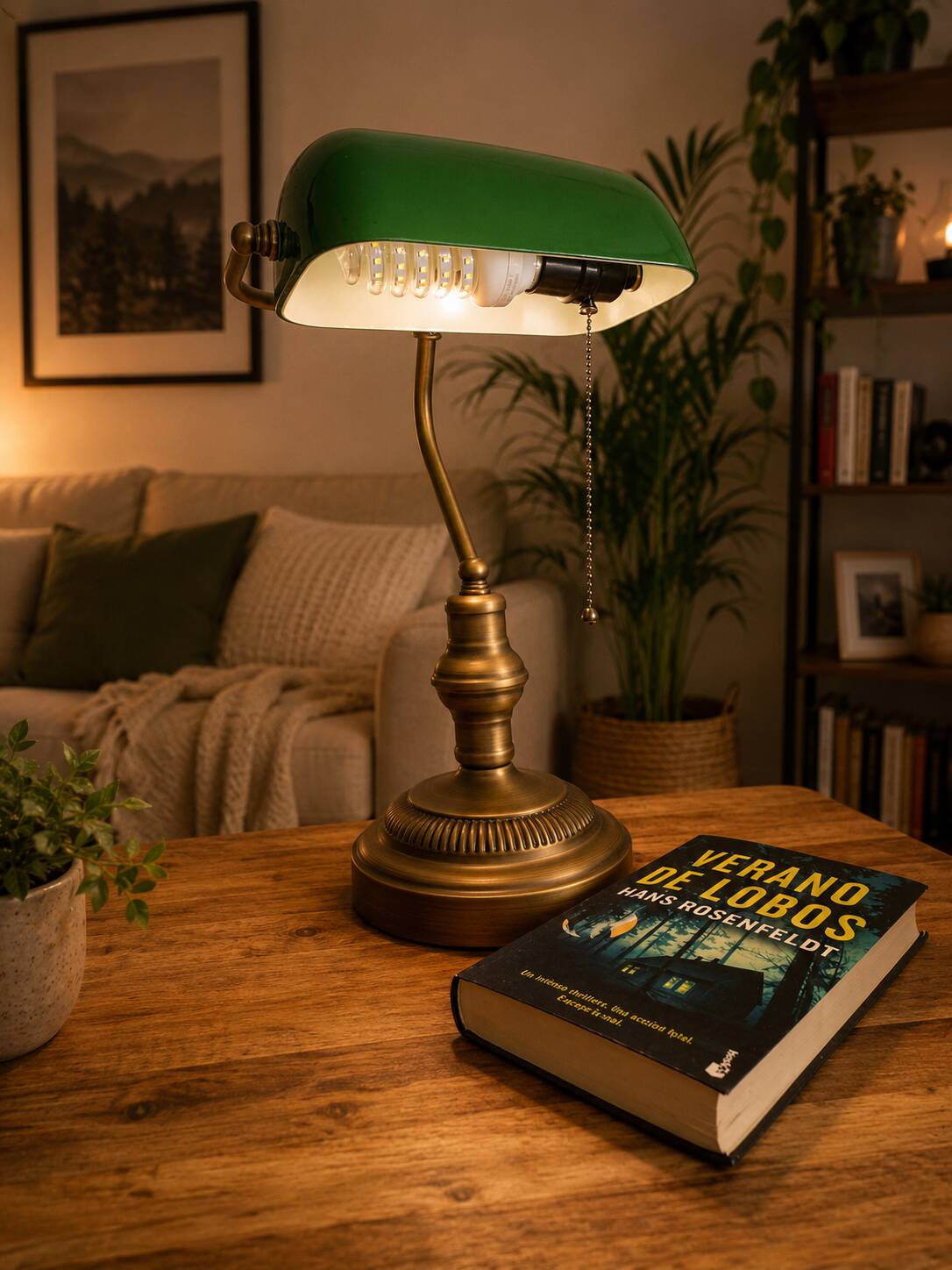 Banker's lamp - clerk