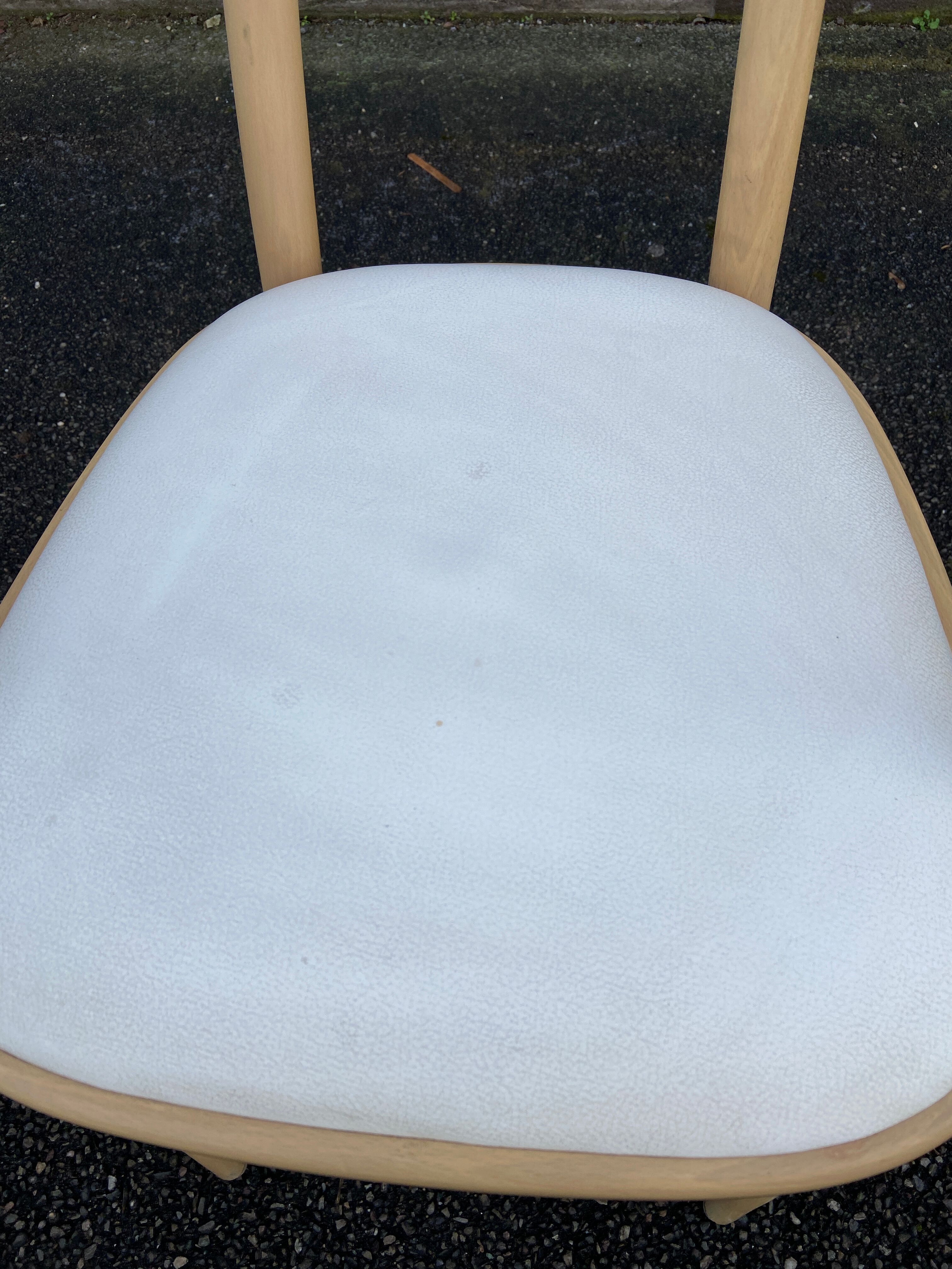 Viennese armchair Thonet curved wood Hermann Czech 2011