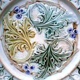 Old Art Nouveau plate, Acanthus and ivy leaves