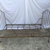 Wrought iron folding bed