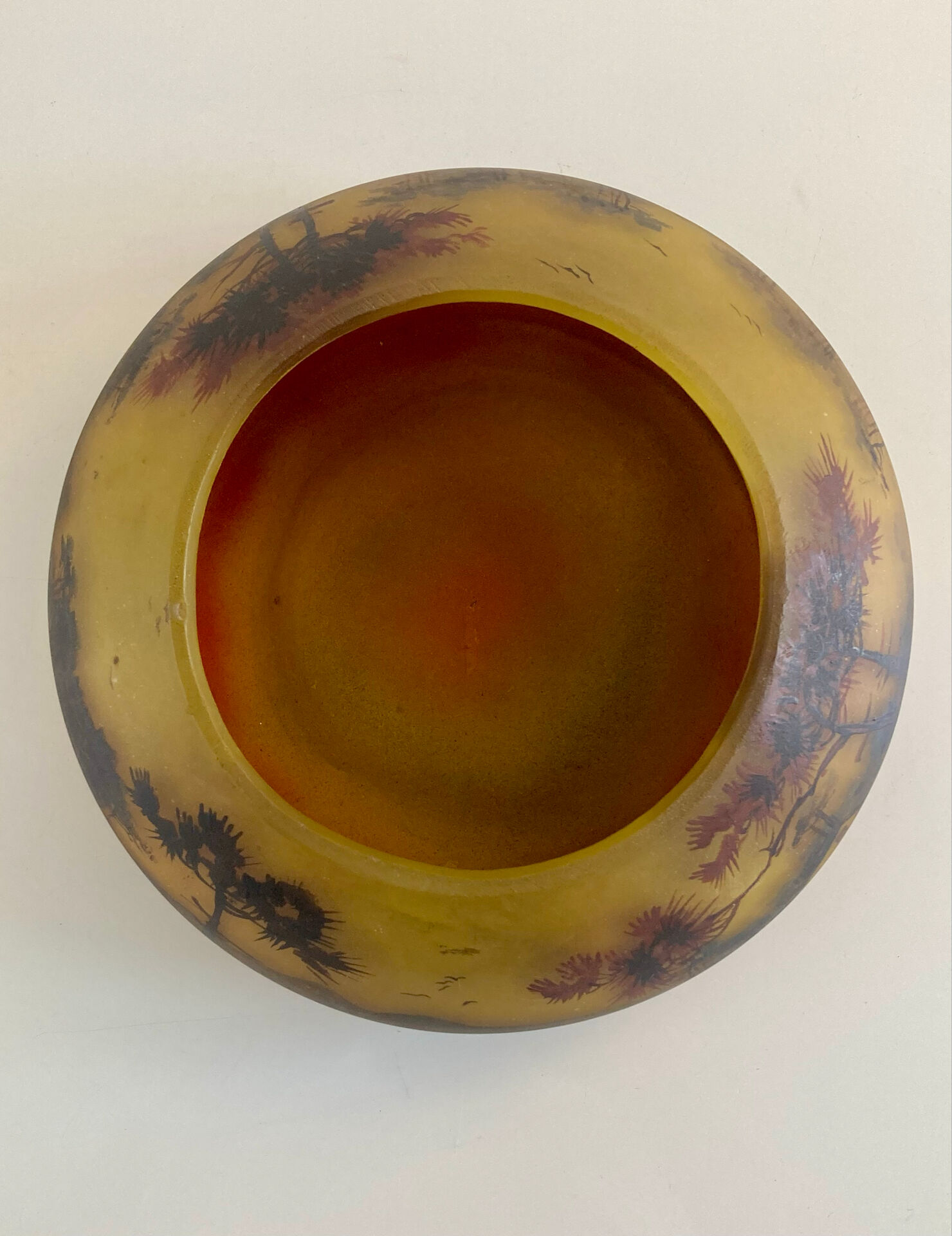 Circular glass bowl - hand-painted by Jean Simon Peynaud