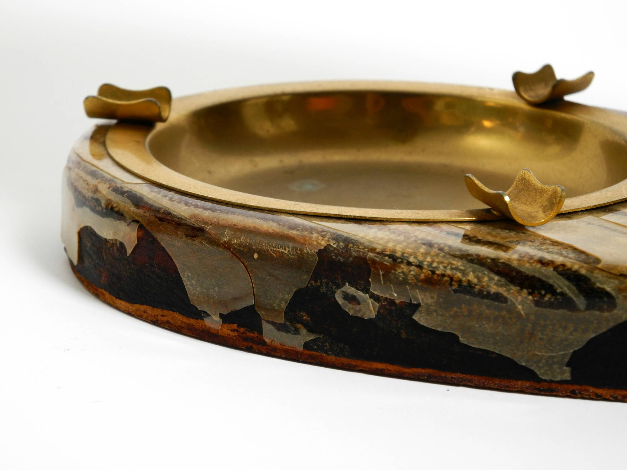 Mid Century italian table lamp with ashtray like a lantern by Aldo Tura