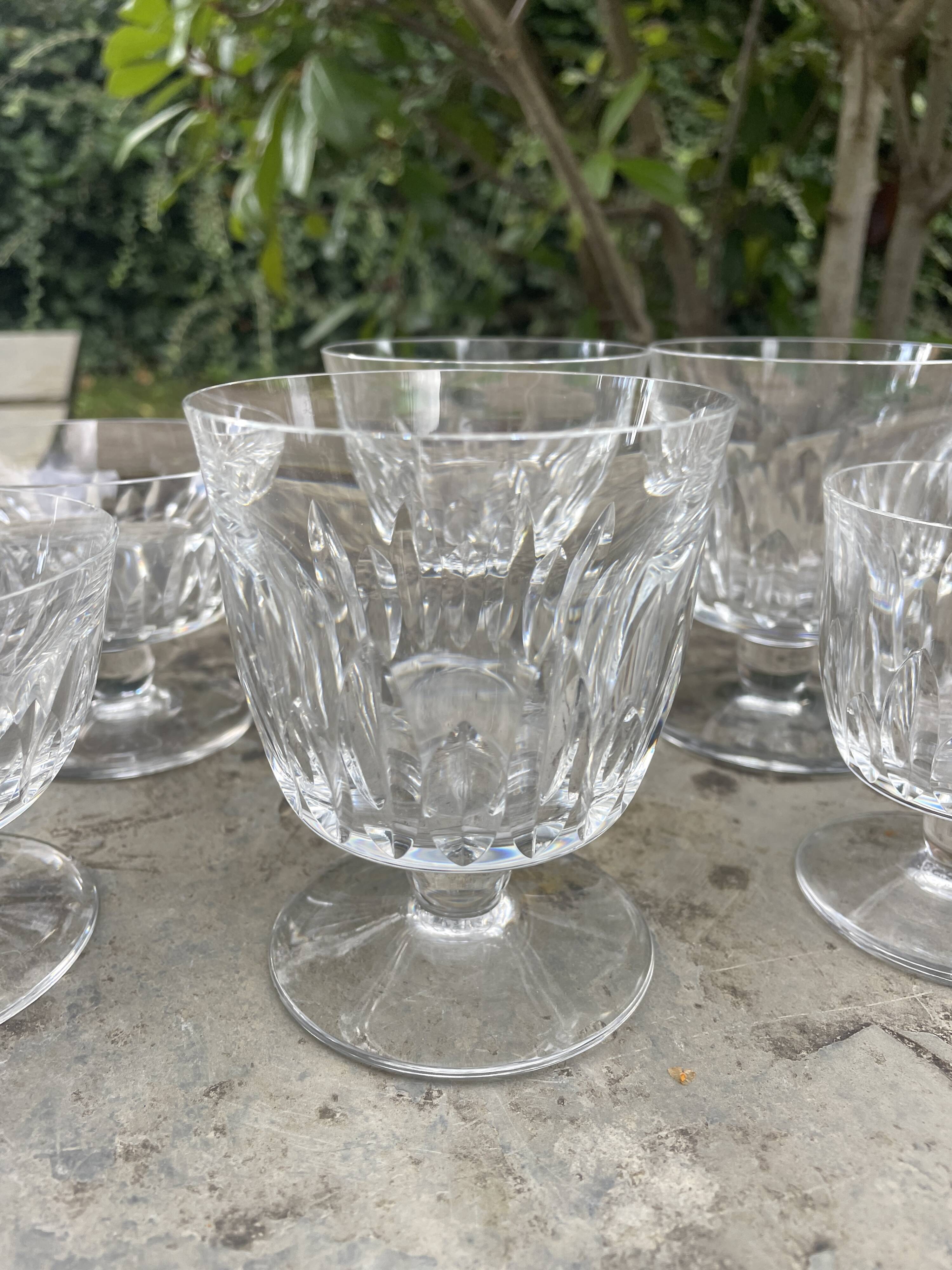 Set of 8 Baccarat crystal glasses and bowls, Mazamet model