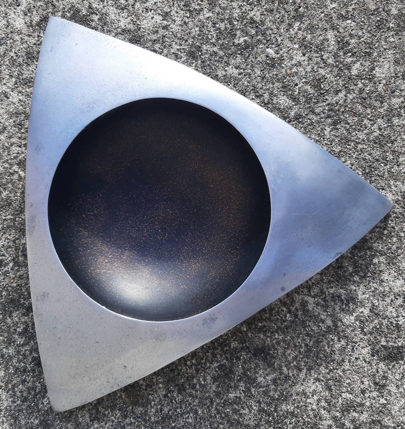 Cast aluminum ashtray or pocket emptier