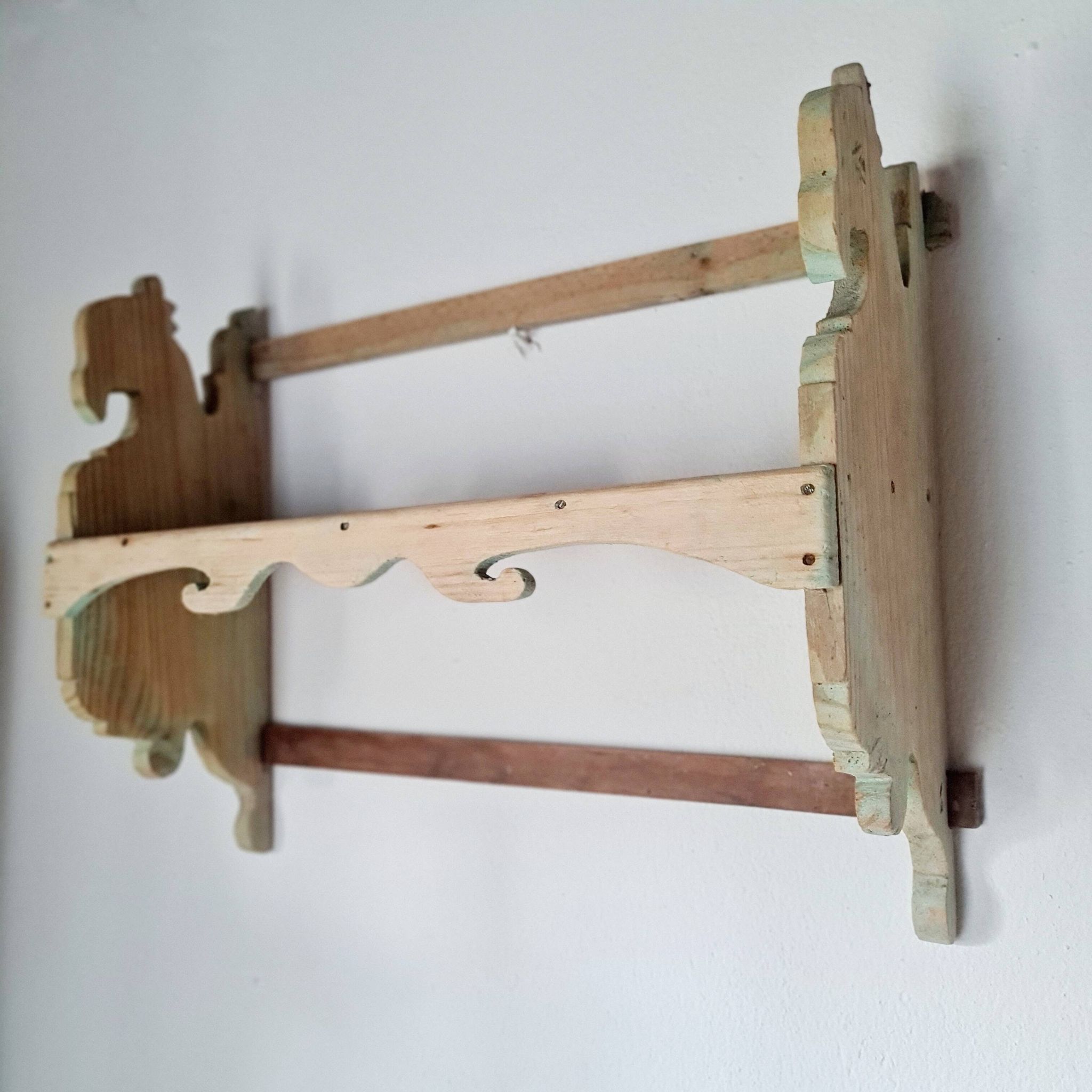 Antique wall shelf in raw wood - patinated green