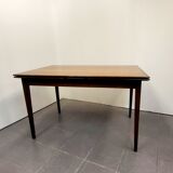 Table extendable to 230 cm