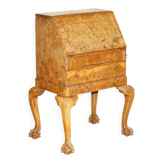 Writing desk in pollard oak from around 1800 with claw and ball carved legs.