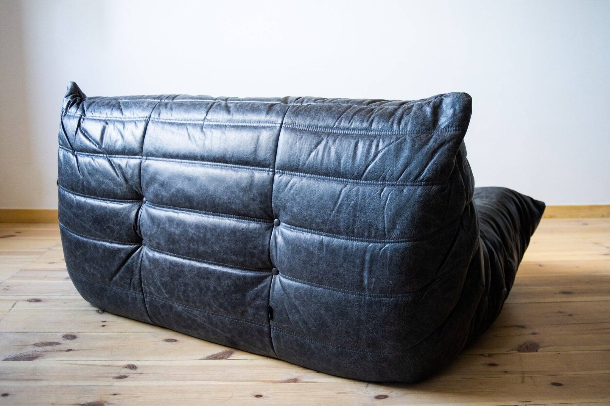 Black leather 3-seat Togo sofa attributed to Michel Ducaroy for Ligne Roset