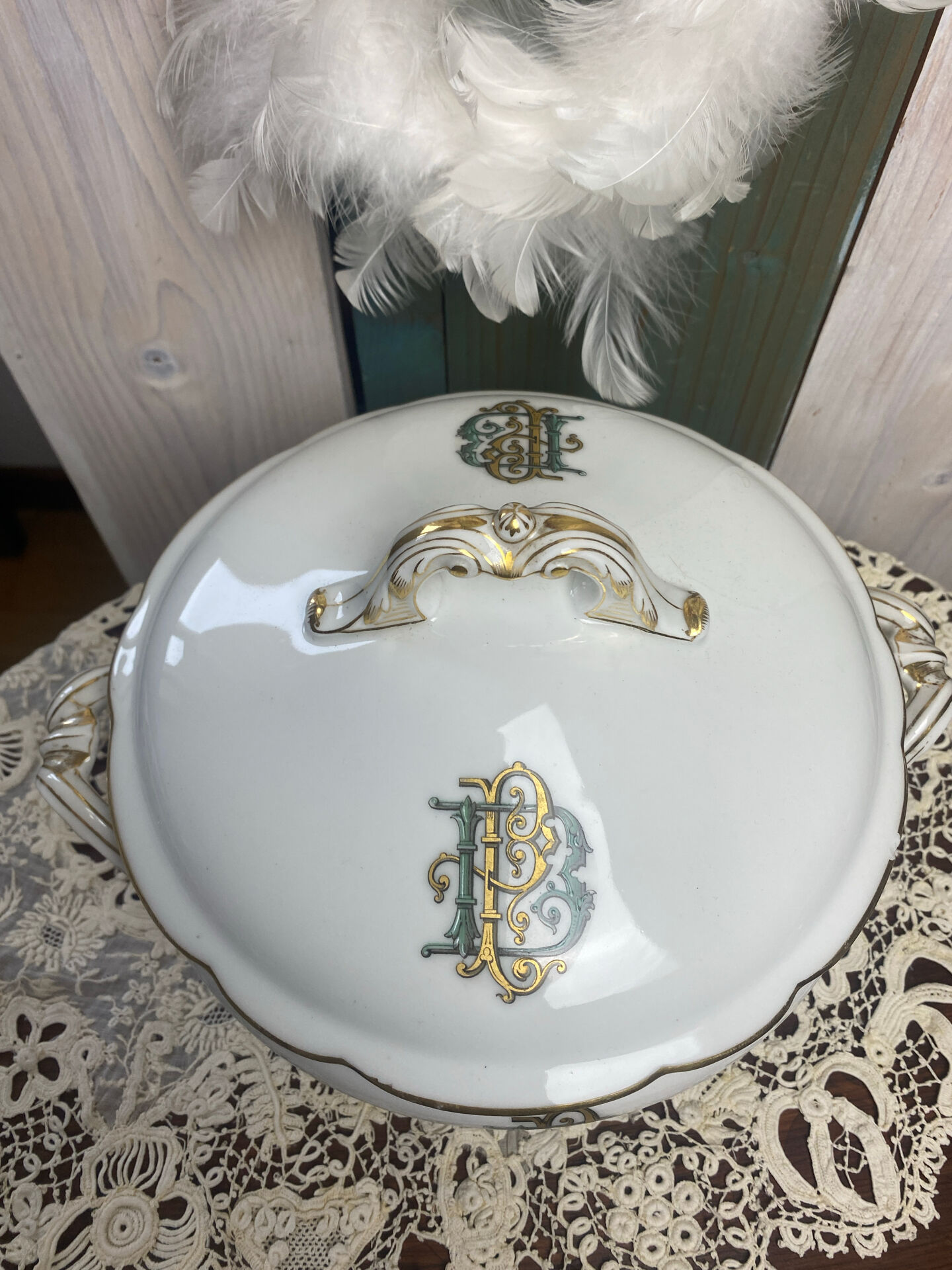 Vegetable dish in porcelain from Vierzon, 19th century.