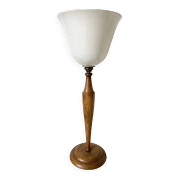 Large Art Deco lamp in Mazda style made of turned wood and opaline.