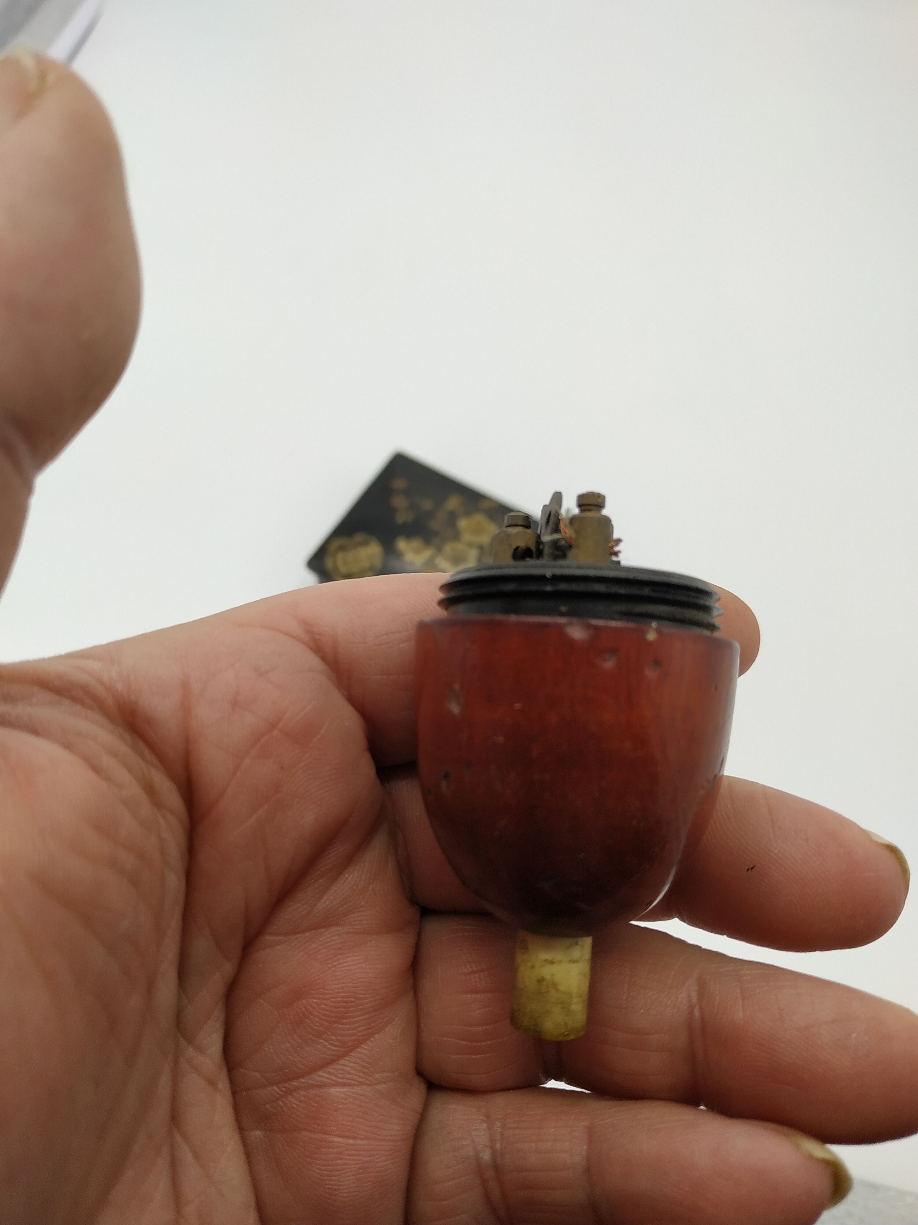 Old wooden and Bakélite art deco switch