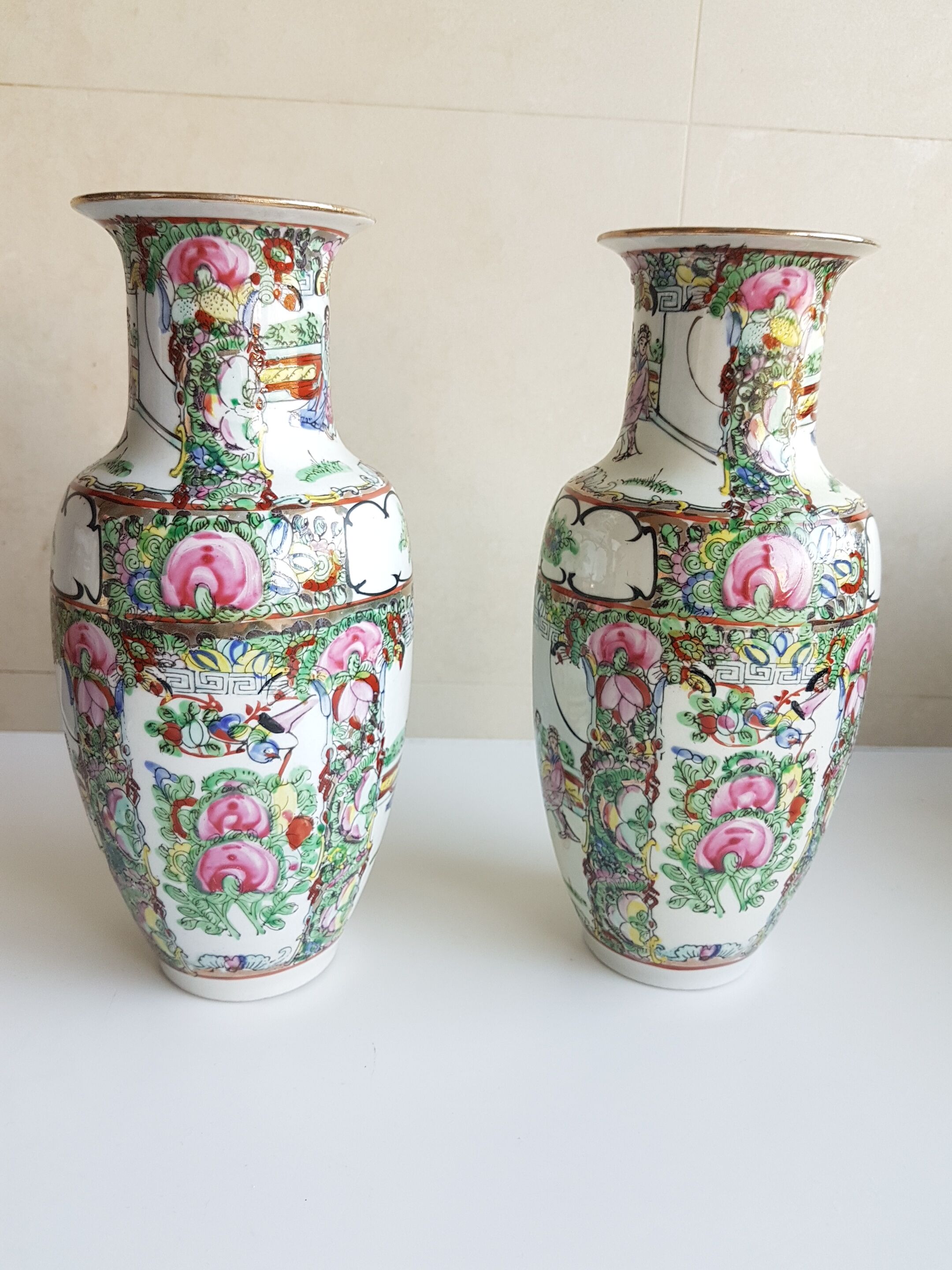 Pair of Chinese vases 19th century