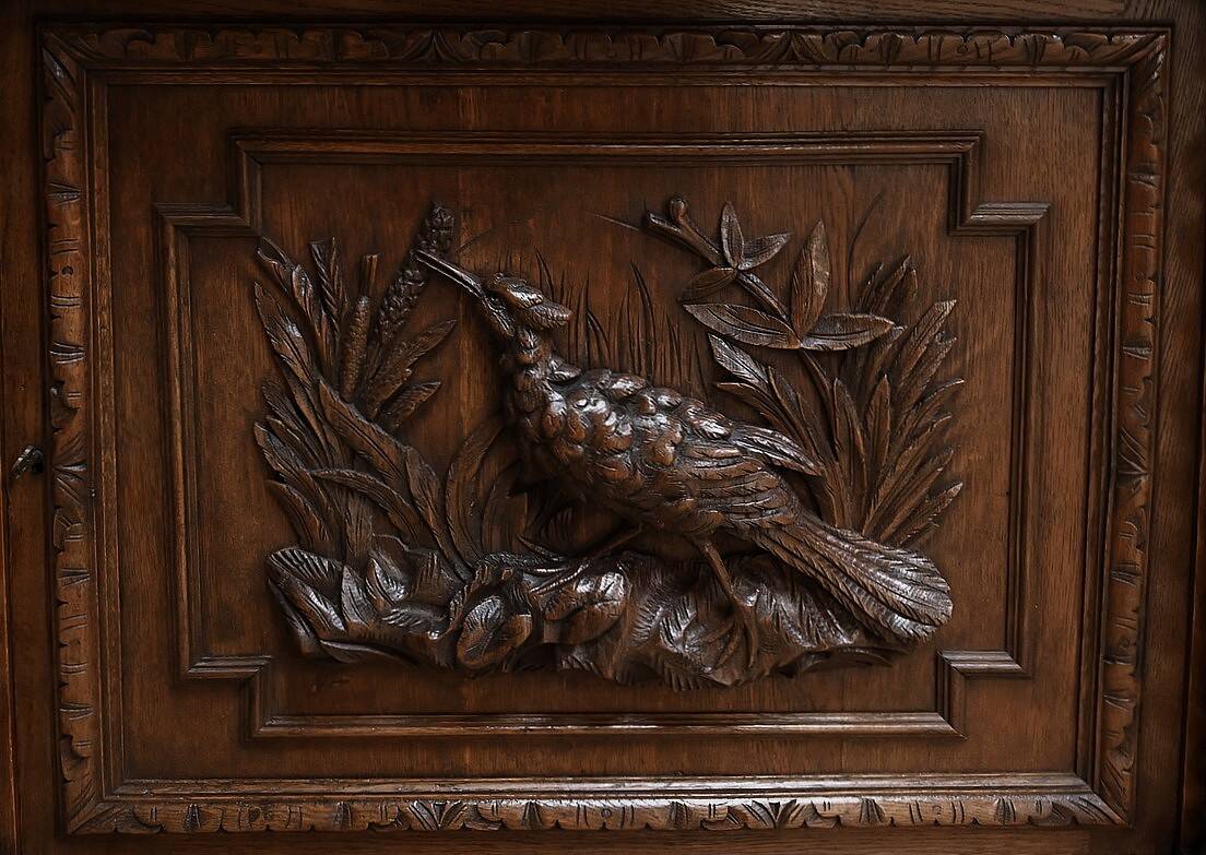 Narrow Oak Display Cabinet, Louis XIII style – Late 19th century